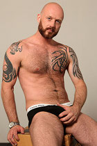 Alan Knight at Gay Empire